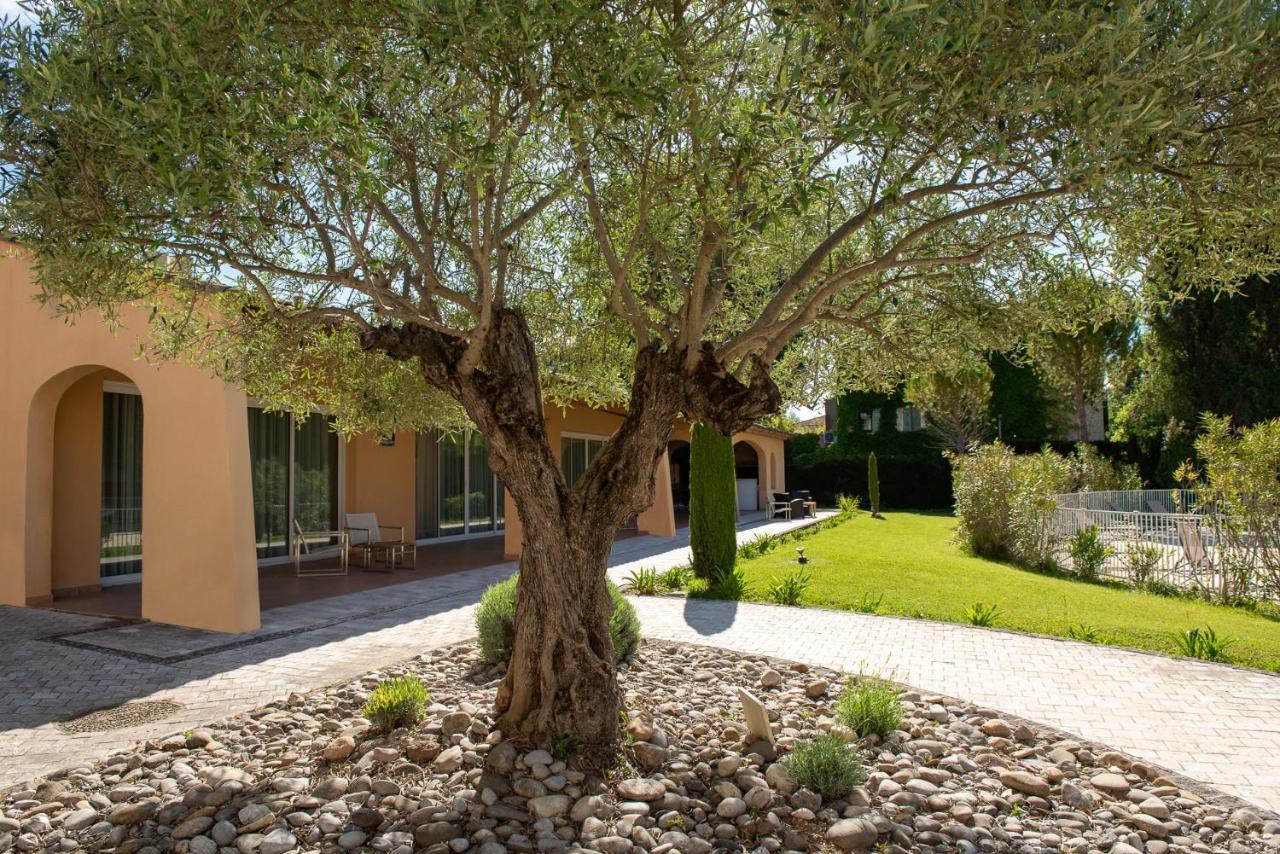 Novotel Aix-En-Provence Pont De L'Arc Экстерьер фото