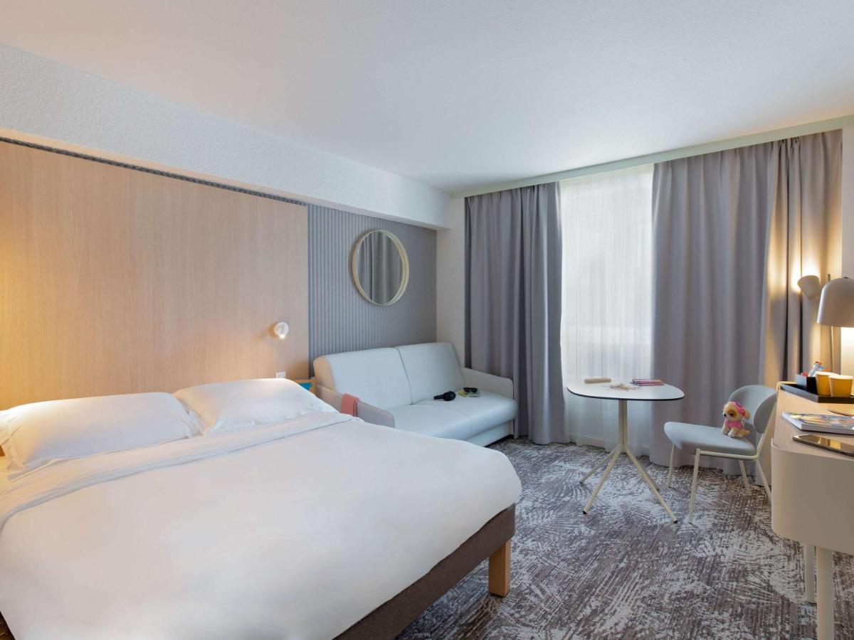 Novotel Aix-En-Provence Pont De L'Arc Экстерьер фото