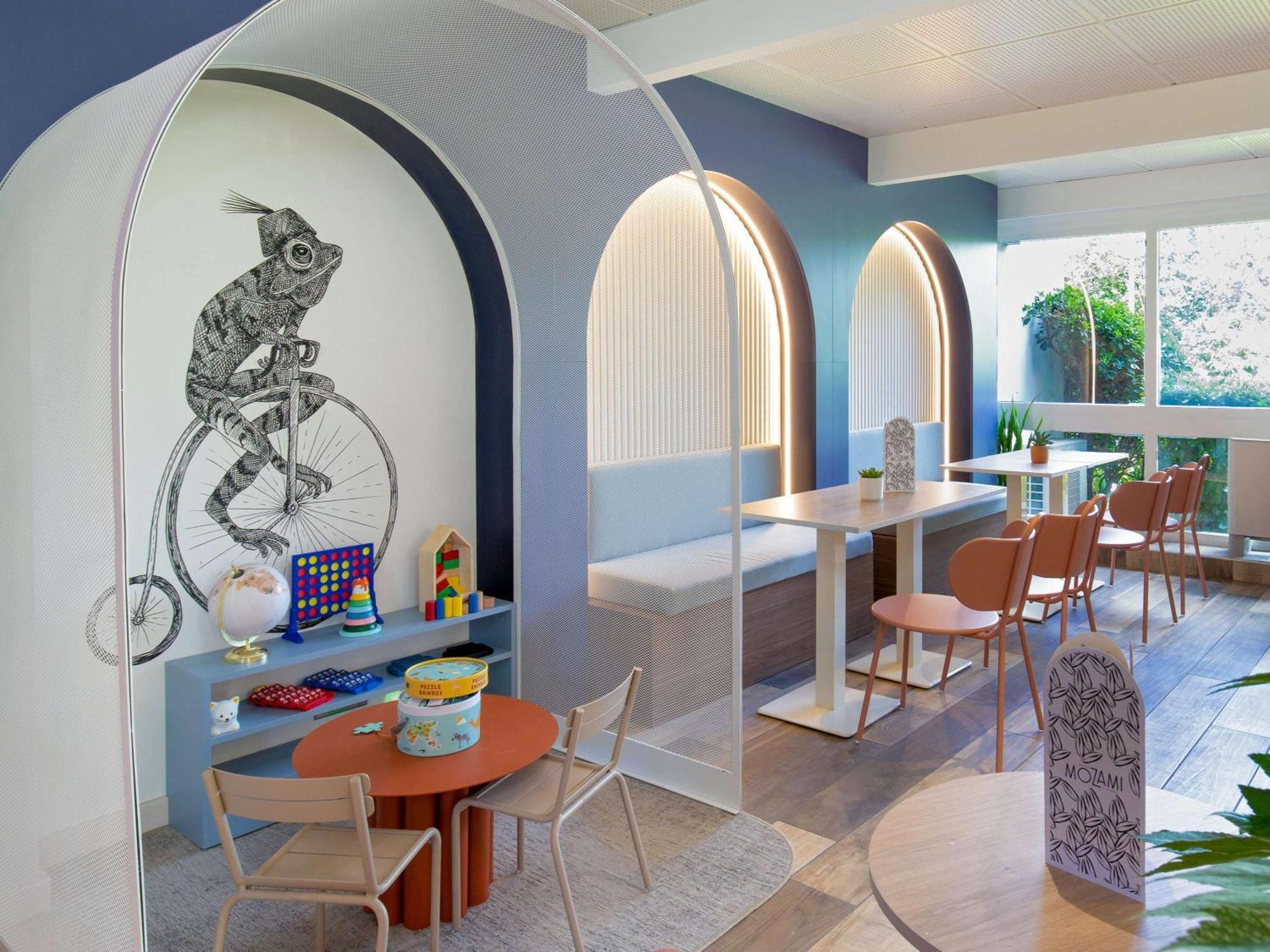 Novotel Aix-En-Provence Pont De L'Arc Экстерьер фото