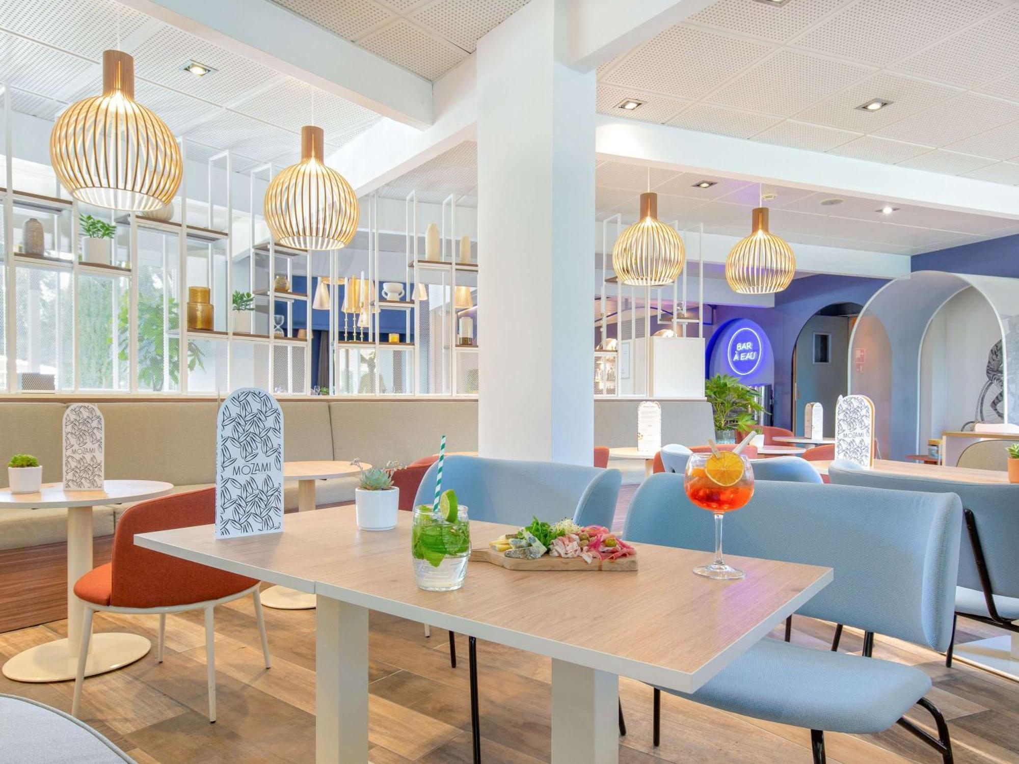 Novotel Aix-En-Provence Pont De L'Arc Экстерьер фото